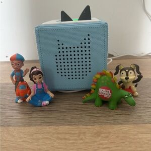 Tonie Box 1 with 4 Characters